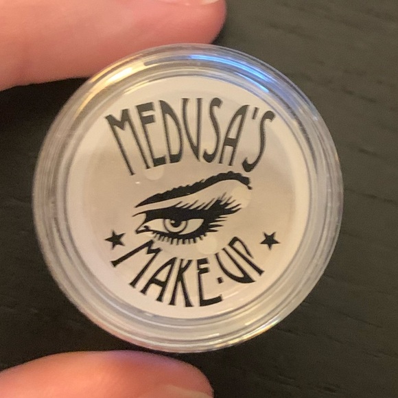2/$15 Medusa’s Makeup Eye Dust - Picture 1 of 4